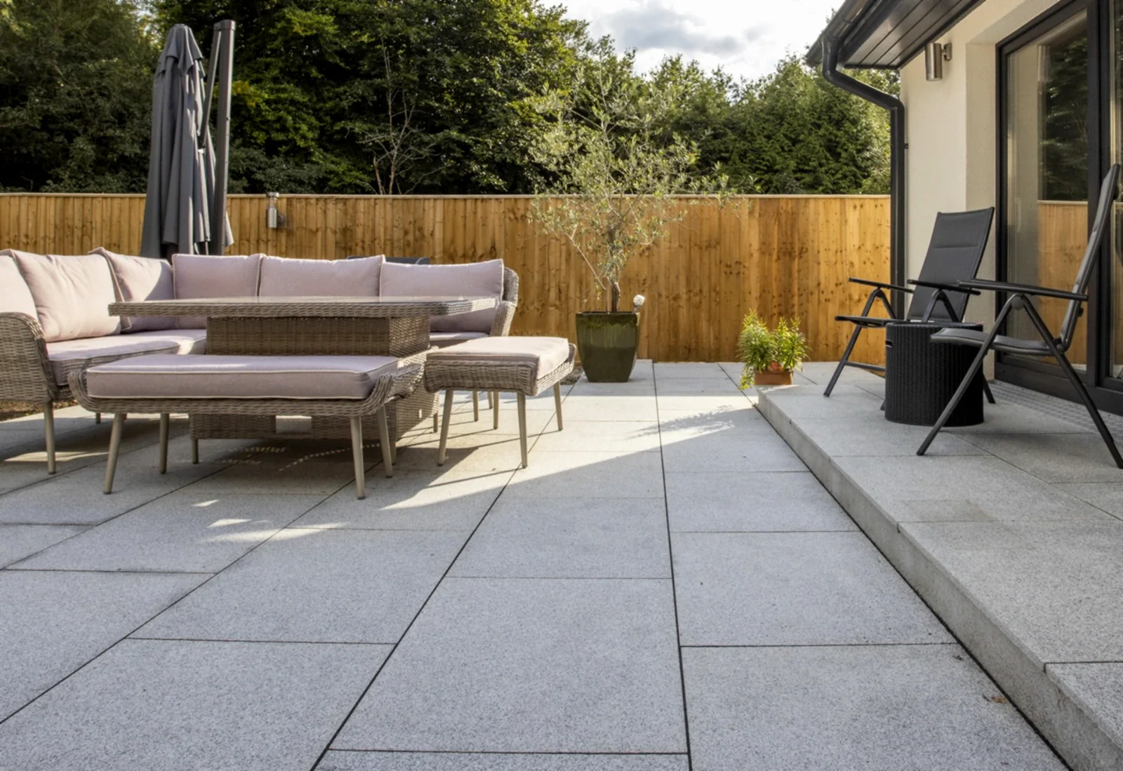 Premium Paving for Stunning Outdoors